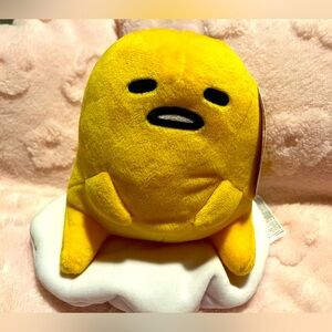 Hello kitty friend plush egg